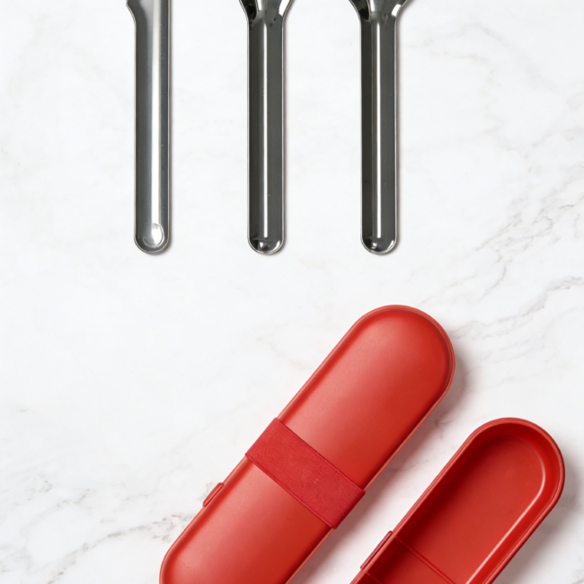 生成硅胶宝宝餐盘使用图 (2)爸爸_副本 生成硅胶宝宝餐盘使用图 (2)爸爸_副本